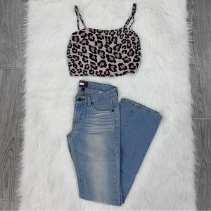 Tommy Hilfiger Vintage Style Light wash Denim Jeans size 1